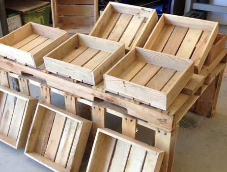 produces boxes